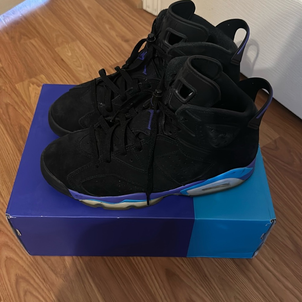 Jordan 6 Retro